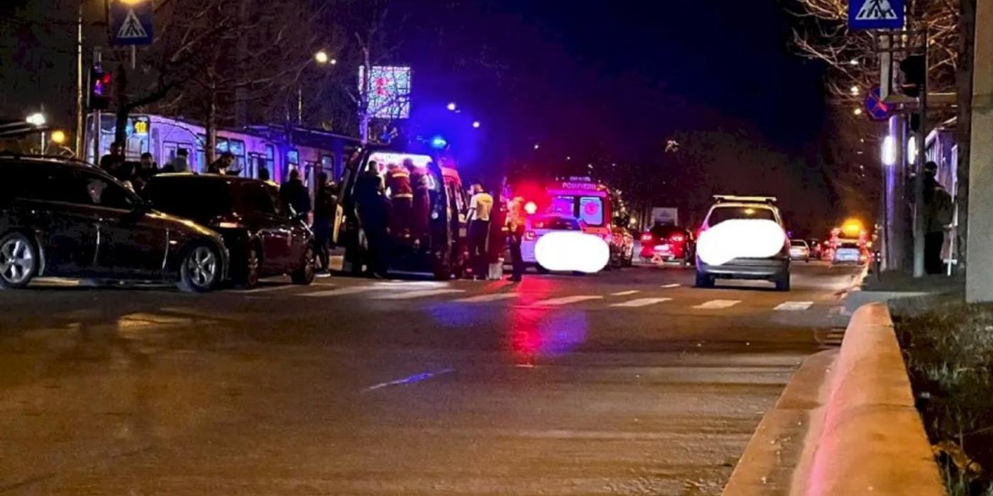 Accident pe o trecere de pietoni, seară trecută în București. Un copil a fost lovit