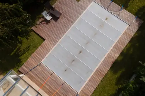 Iernarea piscinei. 10 sfaturi de la specialiști pentru sezonul rece