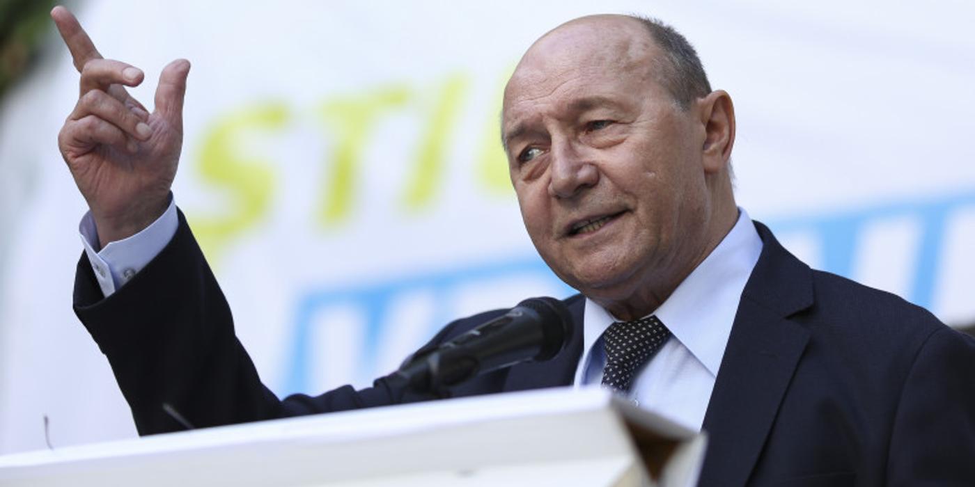 Băsescu: Dacă se retrage Piedone, câștigă sigur Firea