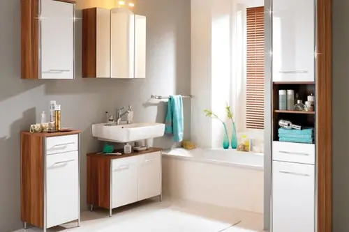 Idei eficiente pentru organizarea spatiului de sub chiuveta