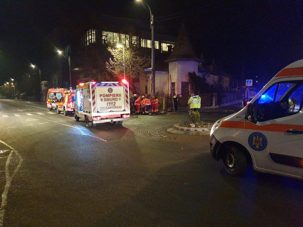 Accident rutier mortal pe o stradă din Cluj-Napoca. Un tânăr s-a răsturnat cu mașina