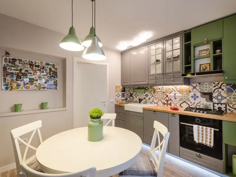 Amenajare eclectica intr-un apartament de 4 camere din Bucuresti