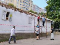 A început demolarea bisericii „Izvorul Tămăduirii”, cunoscută ca „Biserica de pe trotuar”