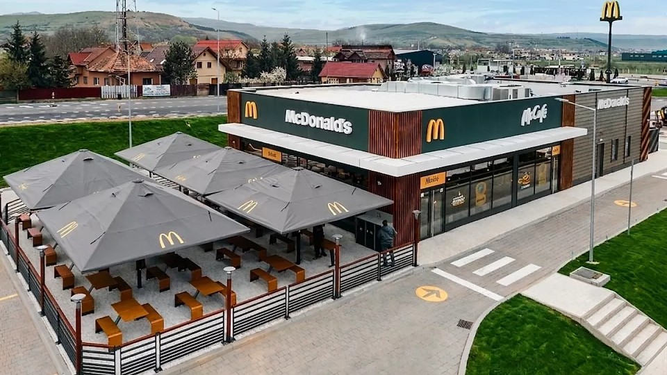 McDonald’s investește 8 milioane de lei într-un restaurant Drive-Thru la Florești, județul Cluj