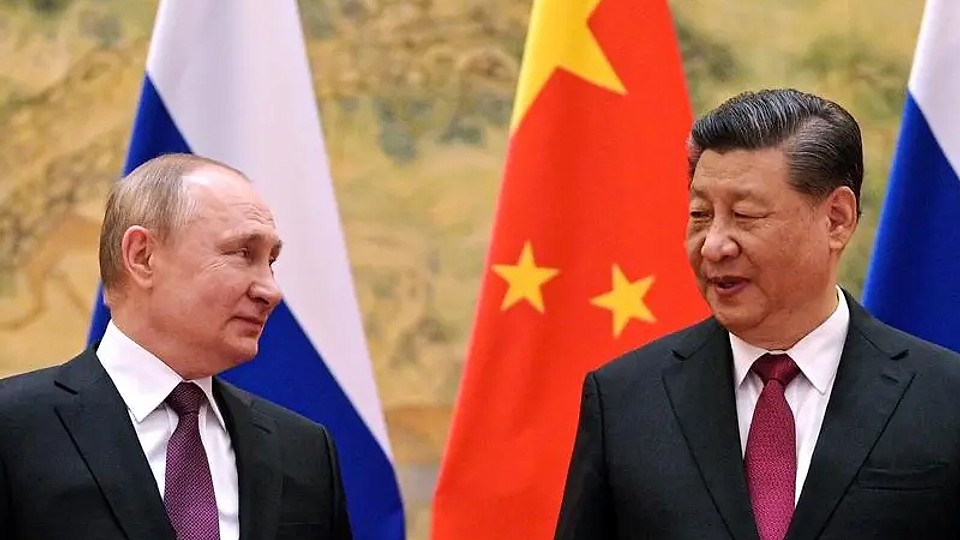 Vladimir Putin l-a sunat pe Xi Jinping pentru a-l informa în privința discuțiilor cu SUA. Ce i-a transmis președintele Chinei
