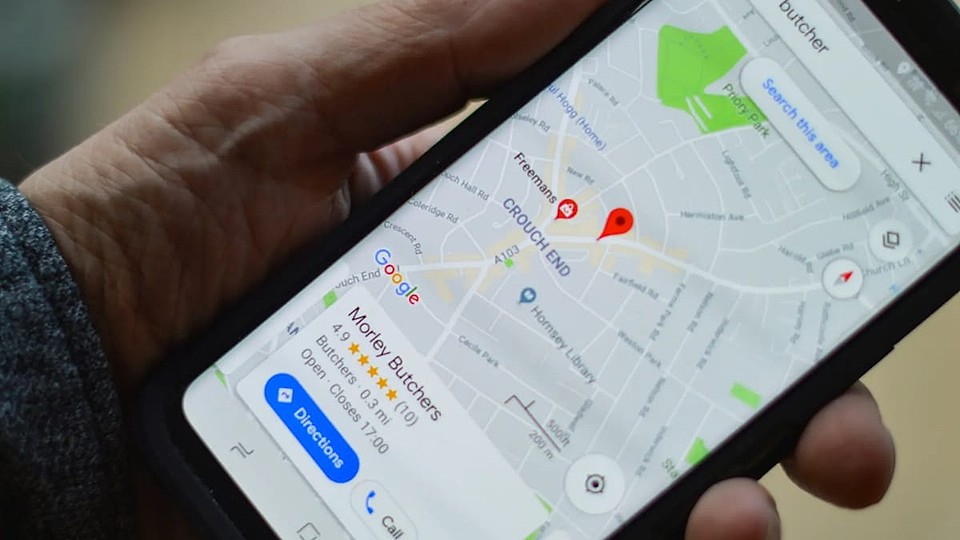 Noua funcție AI din Google Maps: utilizatorii vor putea întreba aplicația ca pe un asistent virtual