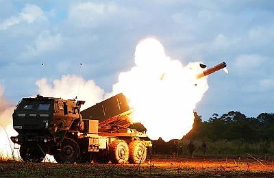 HIMARS, coșmarul lui Putin în Ucraina. Romania are 54 sisteme de 1.500.000.000$. Vor avea rachete hipersonice