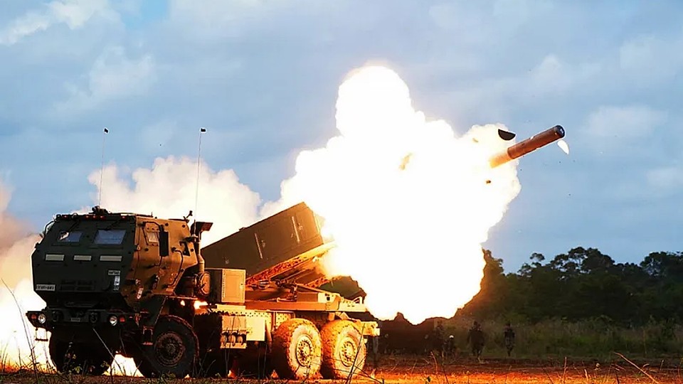 HIMARS, coșmarul lui Putin în Ucraina. Romania are 54 sisteme de 1.500.000.000$. Vor avea rachete hipersonice