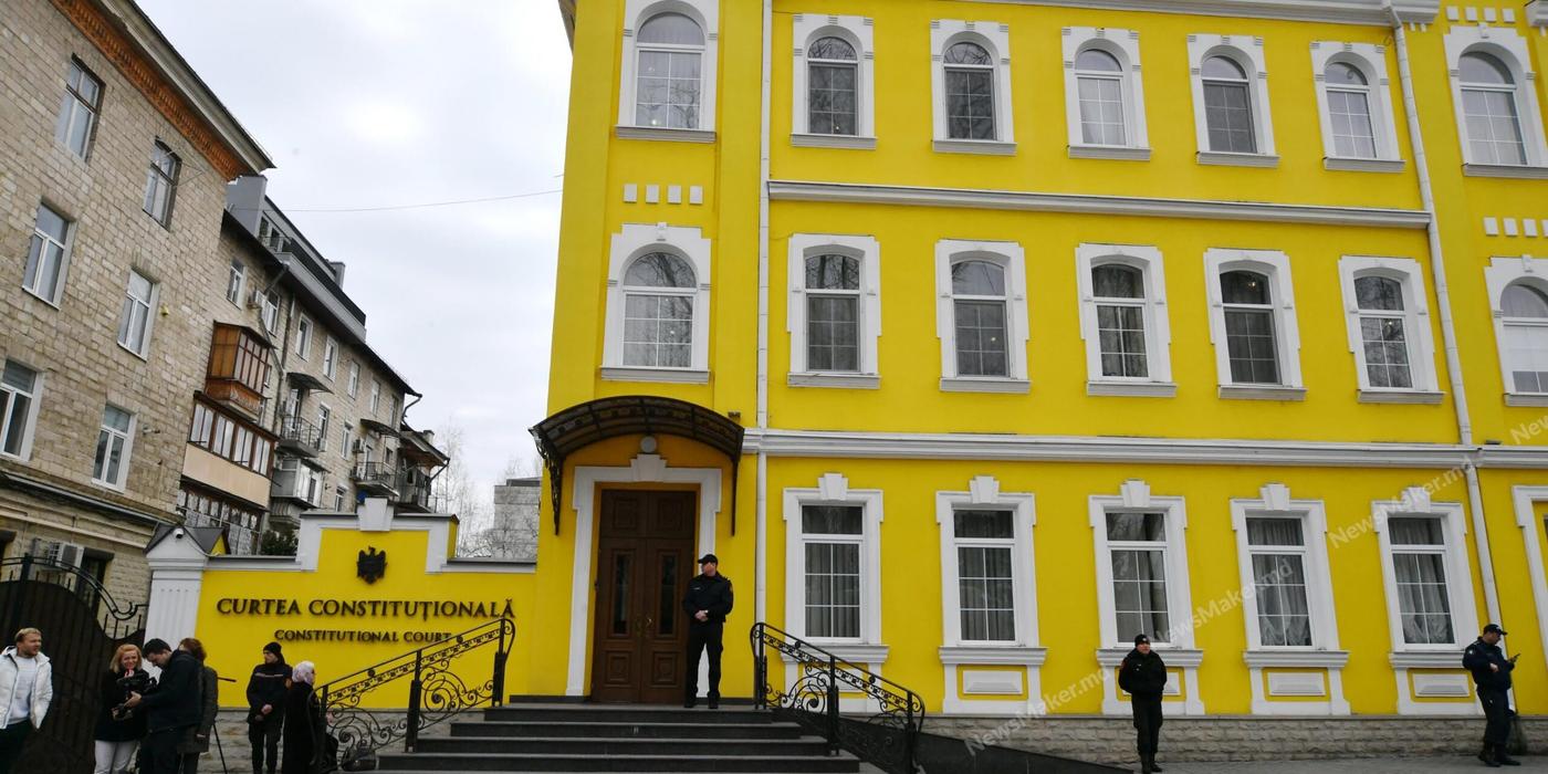 Victorie a Găgăuziei la Curtea Constituţională în legătură cu restituirea TVA-ului. Guvernatoarea Evghenia Guţul jubilează, partidul de guvernare de la Chişinău se pregăteşte să intervină cu o nouă lege