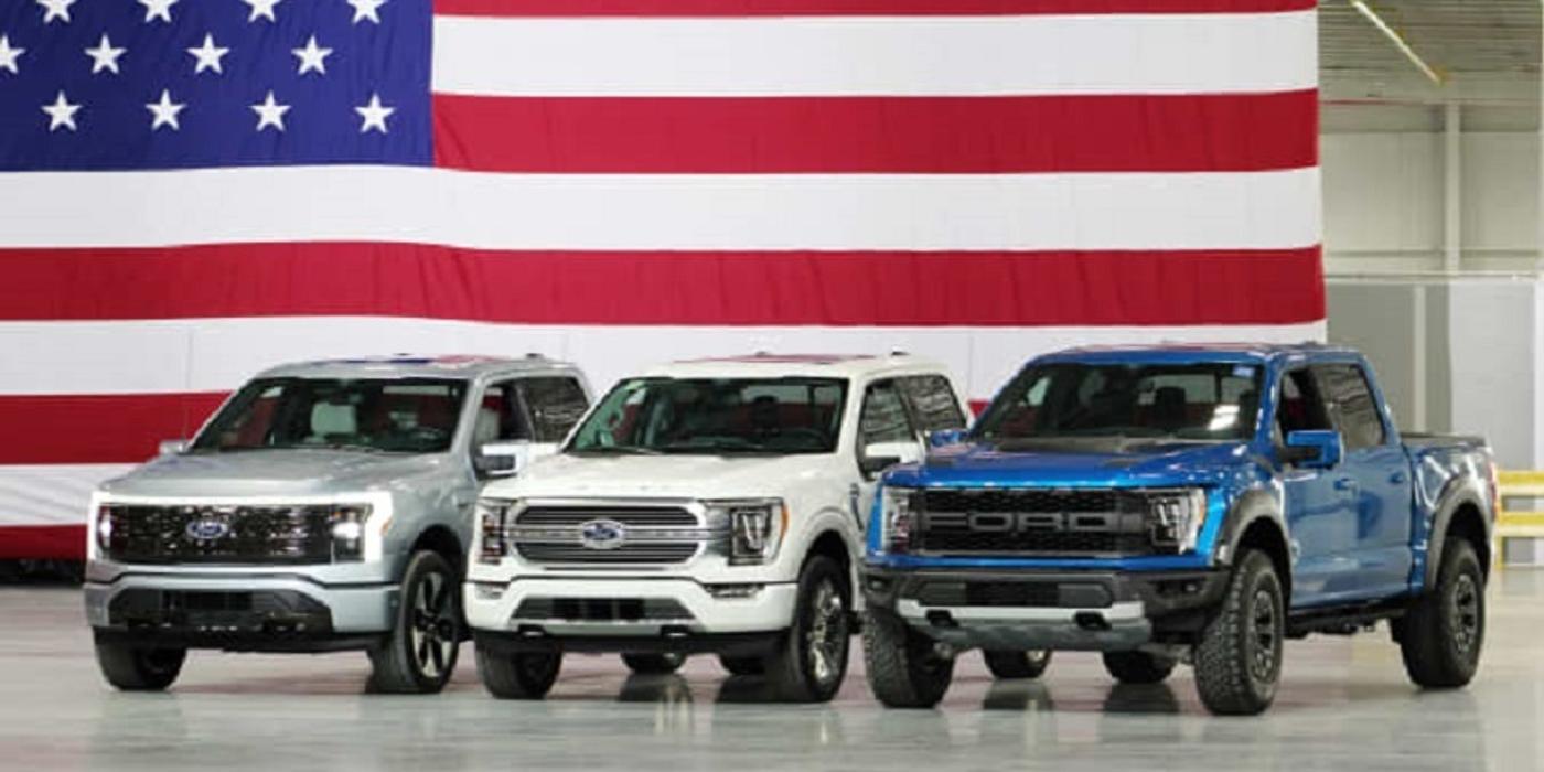 Ford Motor recheamă 870.000 de camionete F-150 de pe piaţa din Statele Unite, din cauza riscului de activare neaşteptată a frânei de parcare