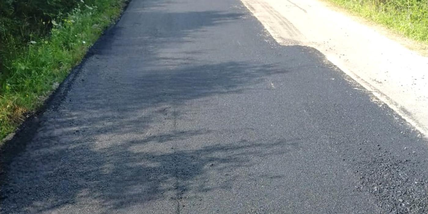 Au fost finalizate lucrările de întreținere curentă și periodică pe drumul județean DJ 109B Cornești – Tiocu de Jos – Tiocu de Sus – Oșorhel