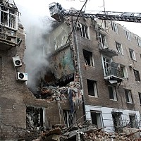 Ucraina, lovită de 1.100 de drone în 7 zile. Zelenski acuză Kremlinul de „teroare cinică” împotriva civililor