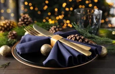 Transforming Your Christmas Table into a Visual Spectacle: 5 Suggestions for Elegant Decor