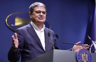 Boloş: Când am văzut declaraţiile care sunt ale politicienilor totuşi responsabili, acelea în care spui că astăzi pui vina pe Guvern că nu are ce face decât să crească impozite şi taxe, mi se pare un act de mare iresponsabilitate