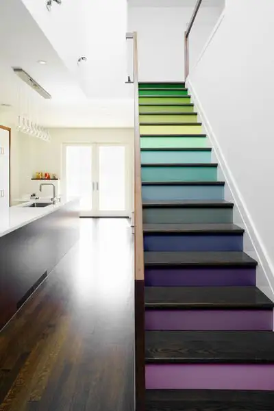 10 idei creative pentru scarile din casa