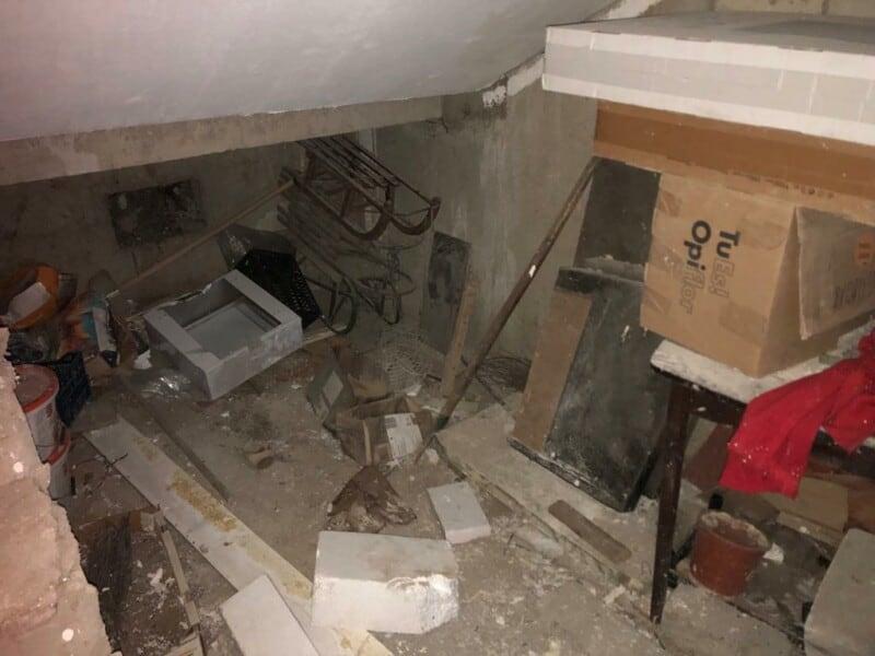 Catastrofă în pivnița unui bloc din Cluj. Au fost furate borcane de zacuscă și o trotinetă electrică. Se cere ajutorul autorităților