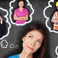 Ce cursuri de recalificare aleg românii în 2026