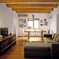 Din farmecul Bucurestiului de odinioara: amenajarea eclectica a unui apartament interbelic