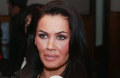 Preafrumoasa Oana Zăvoranu, diva care la 50 de ani arată ca Elizabeth Taylor la 21, s-a îmbogățit din nou grație inteligenței