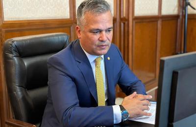 Dezvoltarea Aeroportului Braşov, tema unei discuţii între ministrul Dezvoltării şi comisarul european pentru Transport / Adian Veştea: Adina Vălean ne-a sfătuit să ne orientăm către finanţări pentru mobilitate duală civil-militară