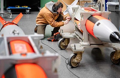 SUA trimit în Europa ultimul tip de bombe nucleare? Le-au fabricat în serie în regim de urgență
