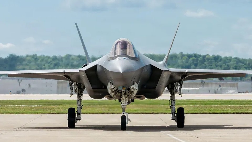 Pentagonul vrea să cumpere 85 avioane F-35 pentru 21.000.000.000$. Nu mai ajung pentru România care a comandat 32