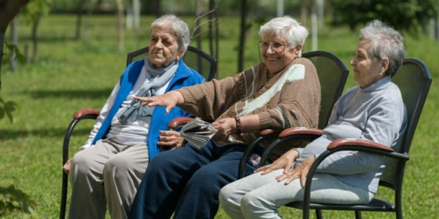 Peste 200 de seniori din Constanța primesc premii de la Primărie începând de marți