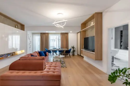 Artă și design într-un apartament modern-șic din București