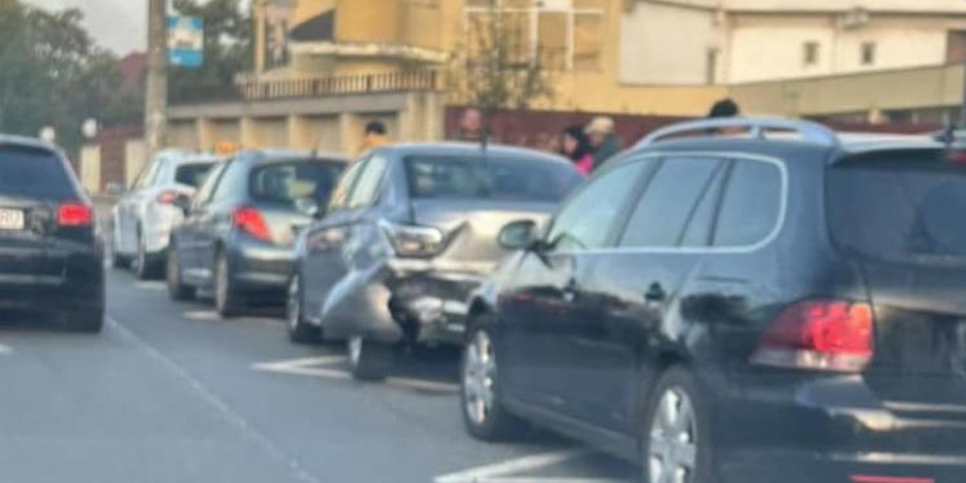 Accident rutier, în această dimineață, în zona podului IRA