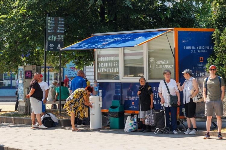Puncte de hidratare, deschise în trei zone din Cluj-Napoca