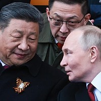 Al treilea război mondial va începe cu Rusia atacând țările baltice și China invadând Taiwan