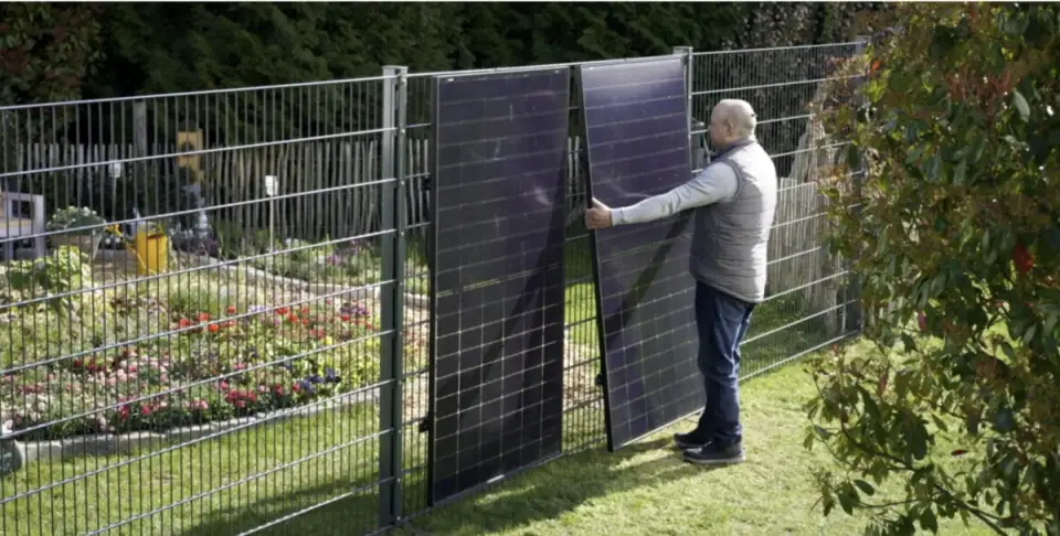 Garden Fences from Solar Panels: An Innovative Solution