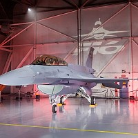 Primul F-16 Block 70, livrat Bulgariei. Costă 208.000.000$. România are 33 de avioane, dar nu noi