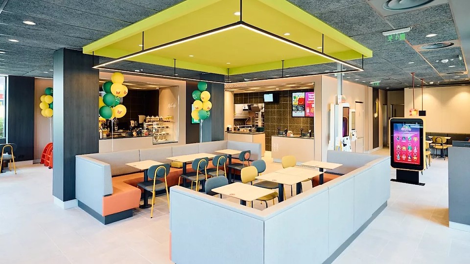 McDonald’s redeschide cel mai vechi Drive-Thru din Brașov sub un nou concept