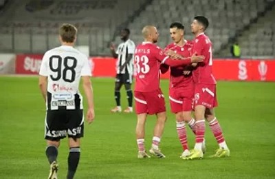 Thriller pe Cluj Arena: Dinamo sparge gheața în play-off și învinge Universitatea cu 4-2