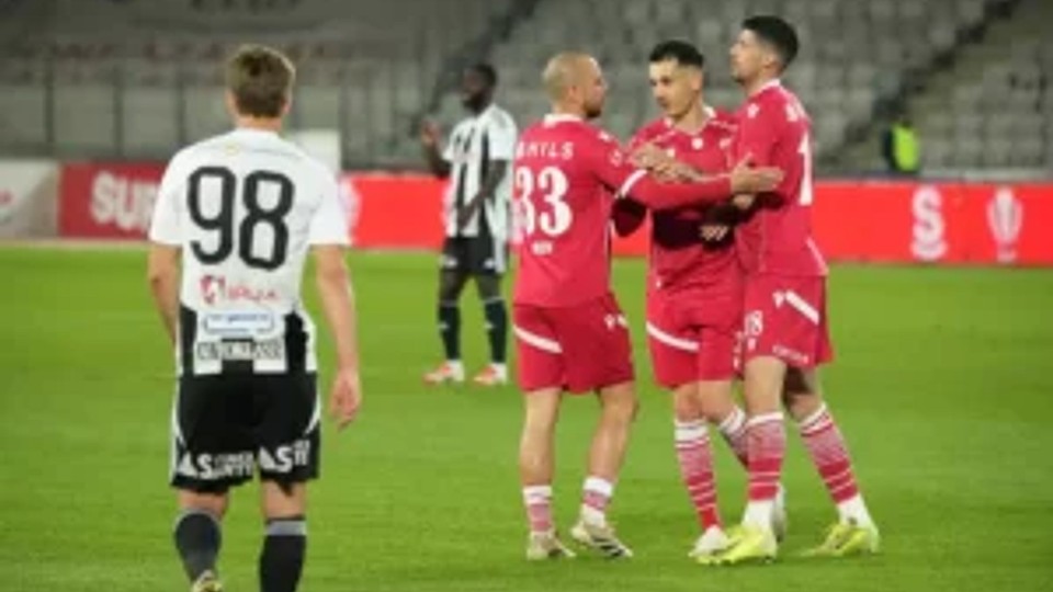 Thriller pe Cluj Arena: Dinamo sparge gheața în play-off și învinge Universitatea cu 4-2