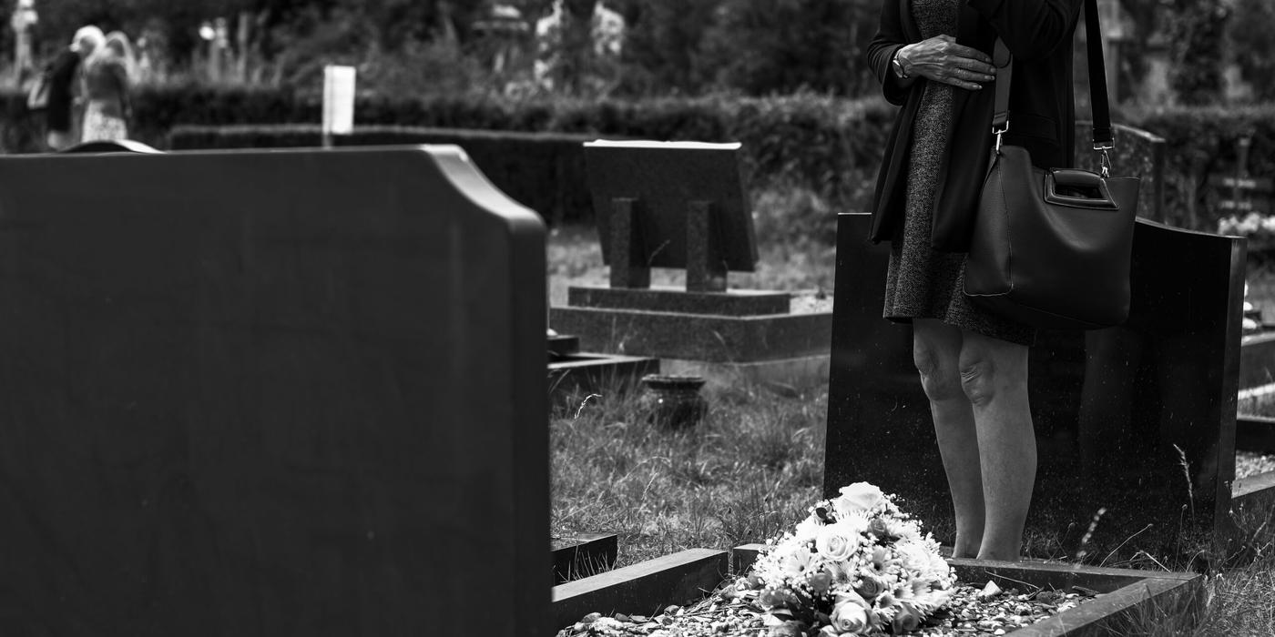 Cu ce autoritati locale colaboreaza o firma de servicii funerare din sectorul 5?