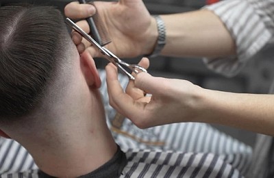 Top 5 mărci și modele de foarfeci de tuns pentru frizerii experimentați