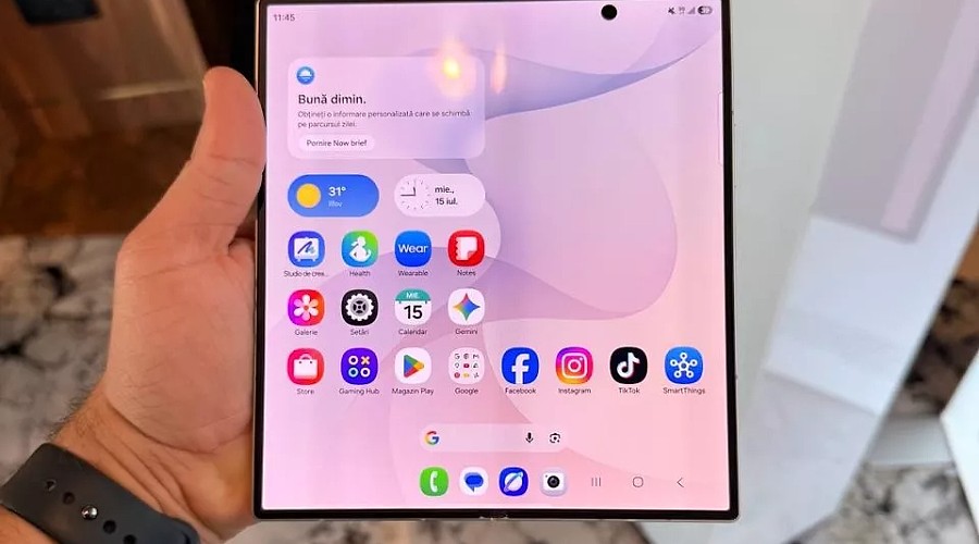 Samsung, despre a opta generație de pliabile: „Nu vrem ca oamenii să se adapteze telefonului, vrem ca telefonul să se potrivească felului în care ei deja trăiesc