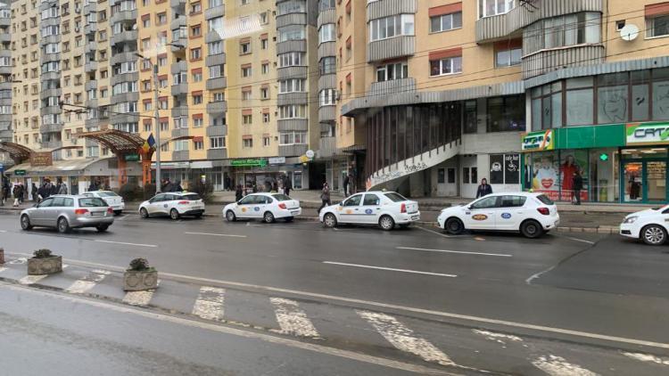 Taximetriștii clujeni vor organiza un protest prin centrul orașului