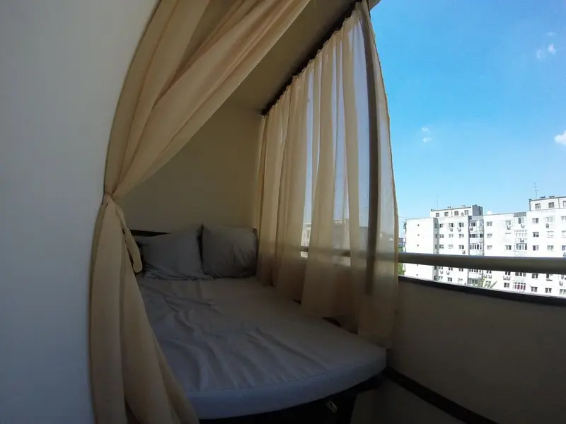 Cum sa te bucuri de vara pe balcon