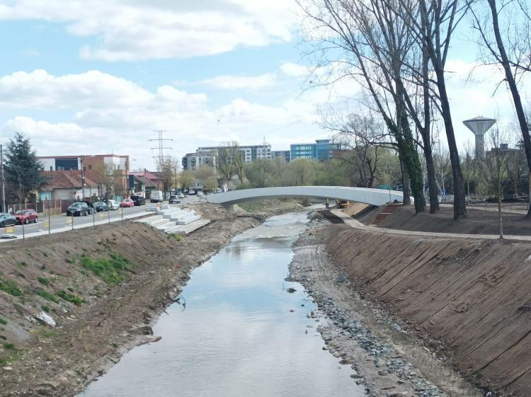 Edilul Emil Boc este încântat de Parcul Armătura