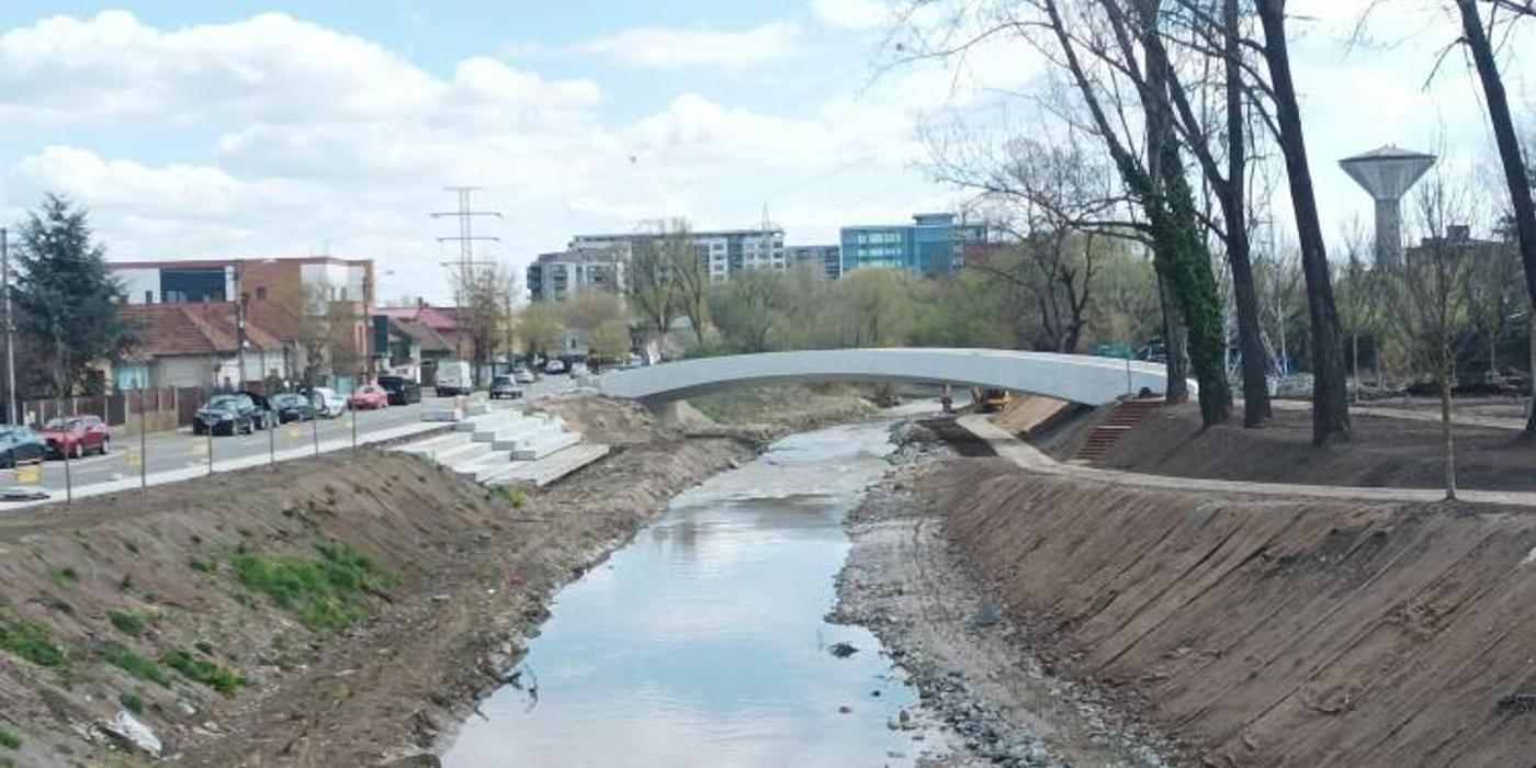 Edilul Emil Boc este încântat de Parcul Armătura
