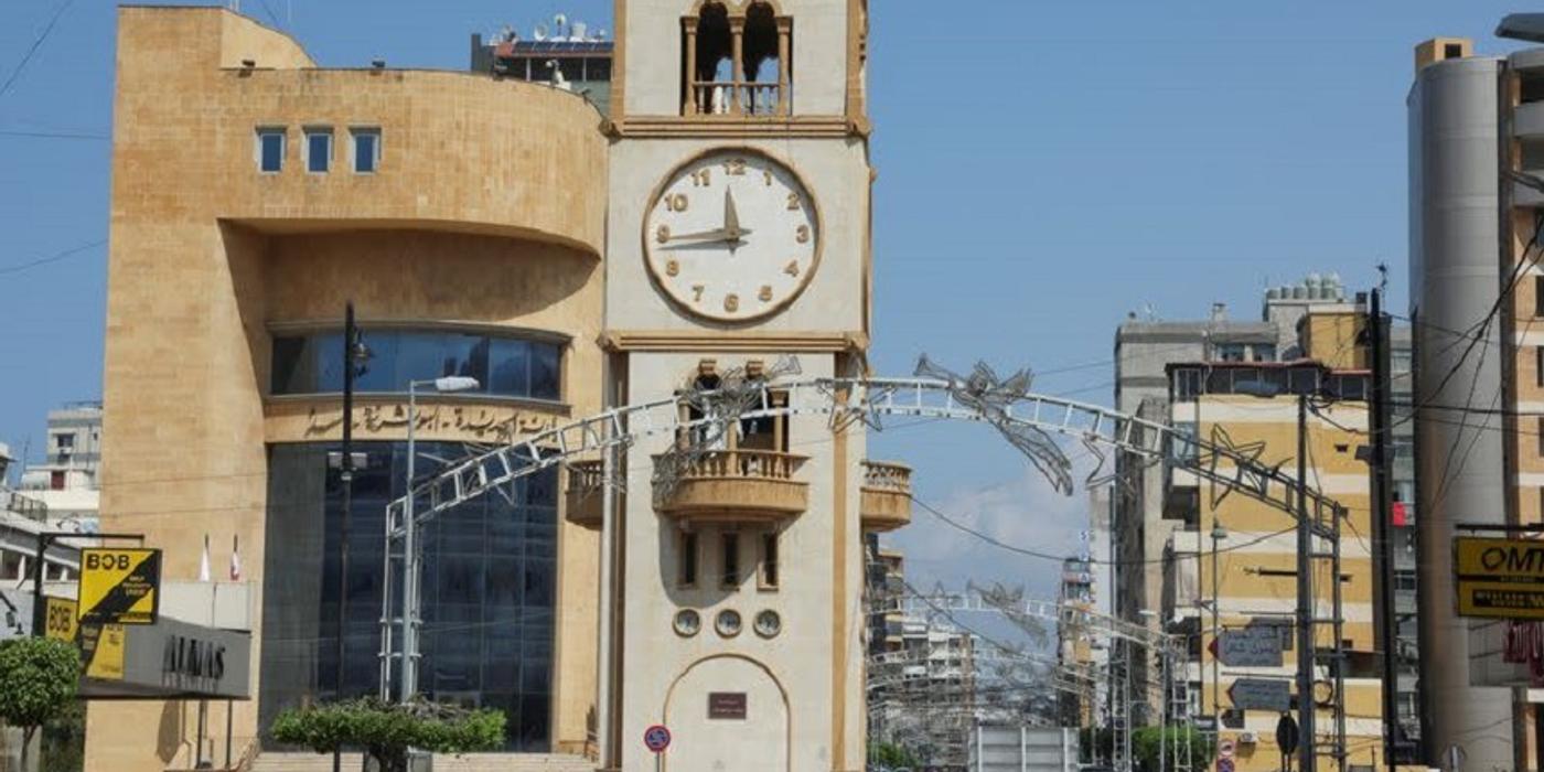 Libanul s-a trezit duminică în două fusuri orare, pe fondul unei dispute tot mai intense între autorităţile politice şi religioase cu privire la trecerea la ora de vară