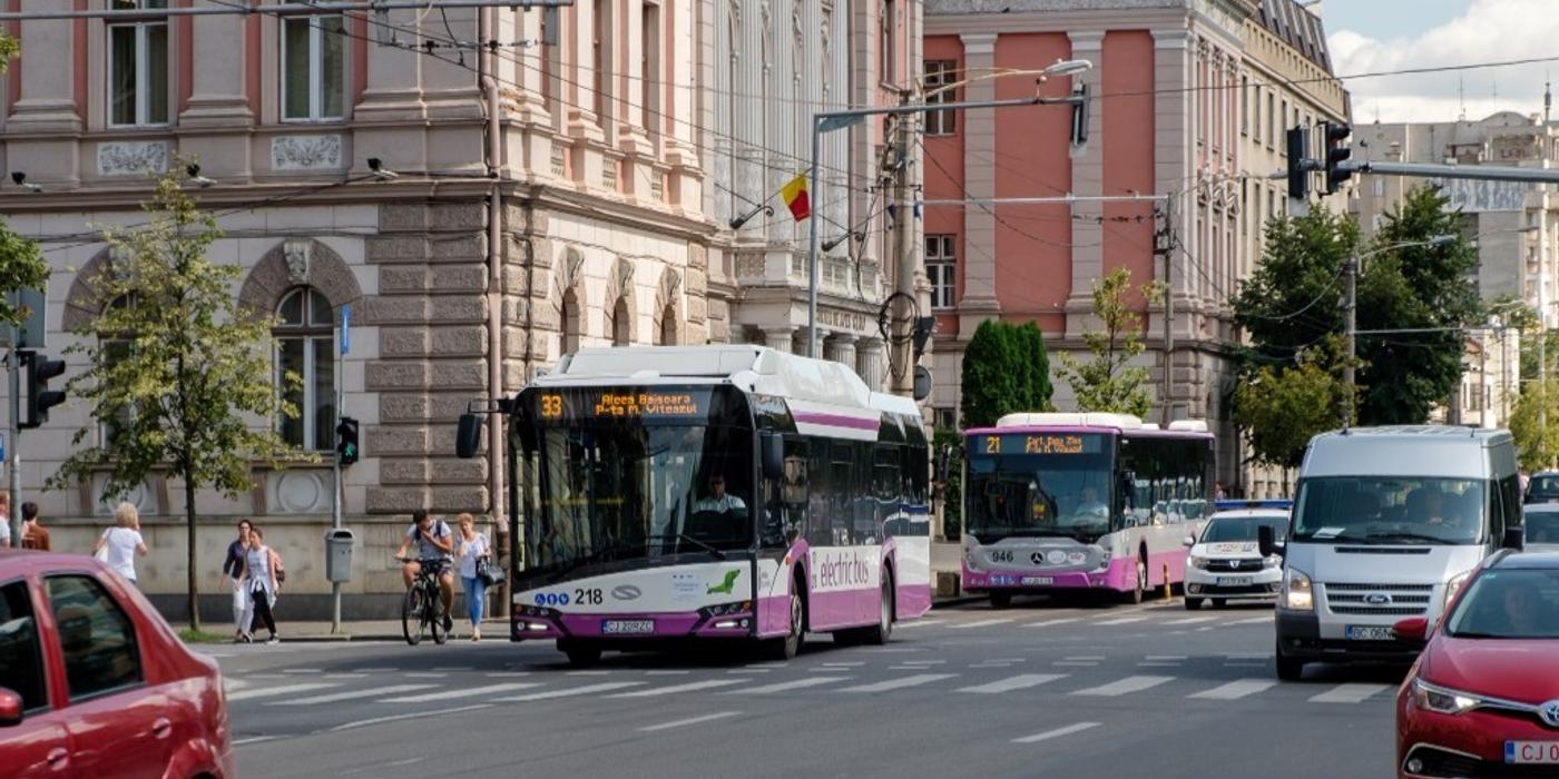 Începând de săptămâna aceasta, CTP Cluj va suplimenta numărul mijloacelor de transport în comun pentru anumite linii