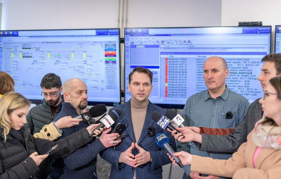 Sebastian Burduja prezintă 5 soluţii pentru termoficarea Bucureştiului: Costurile la factura bucureştenilor pot fi reduse cu 50-60% într-un singur mandat, iar apa caldă şi căldura nu vor mai lipsi din casele noastre
