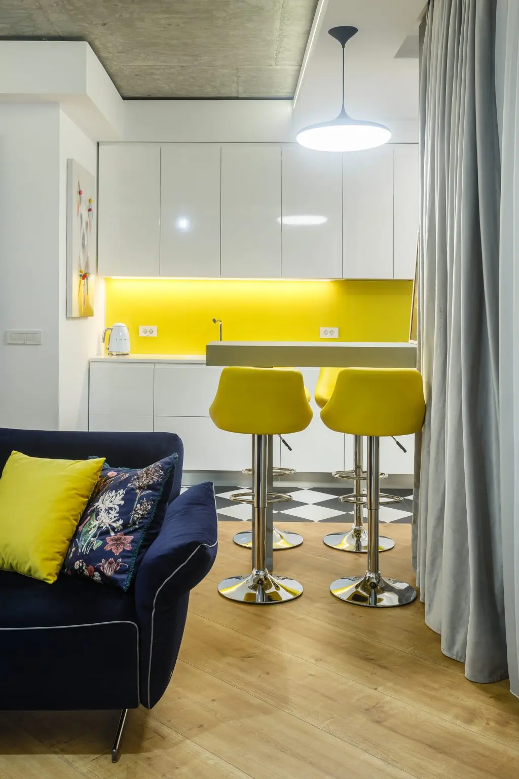 Amenajare luminoasa pentru un apartament de 3 camere din Bucuresti