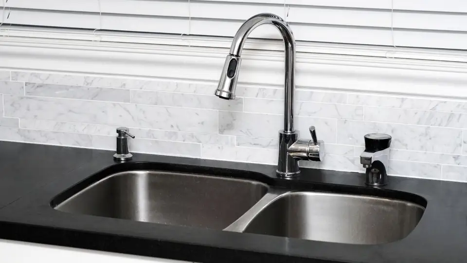 How to Choose a Kitchen Sink
