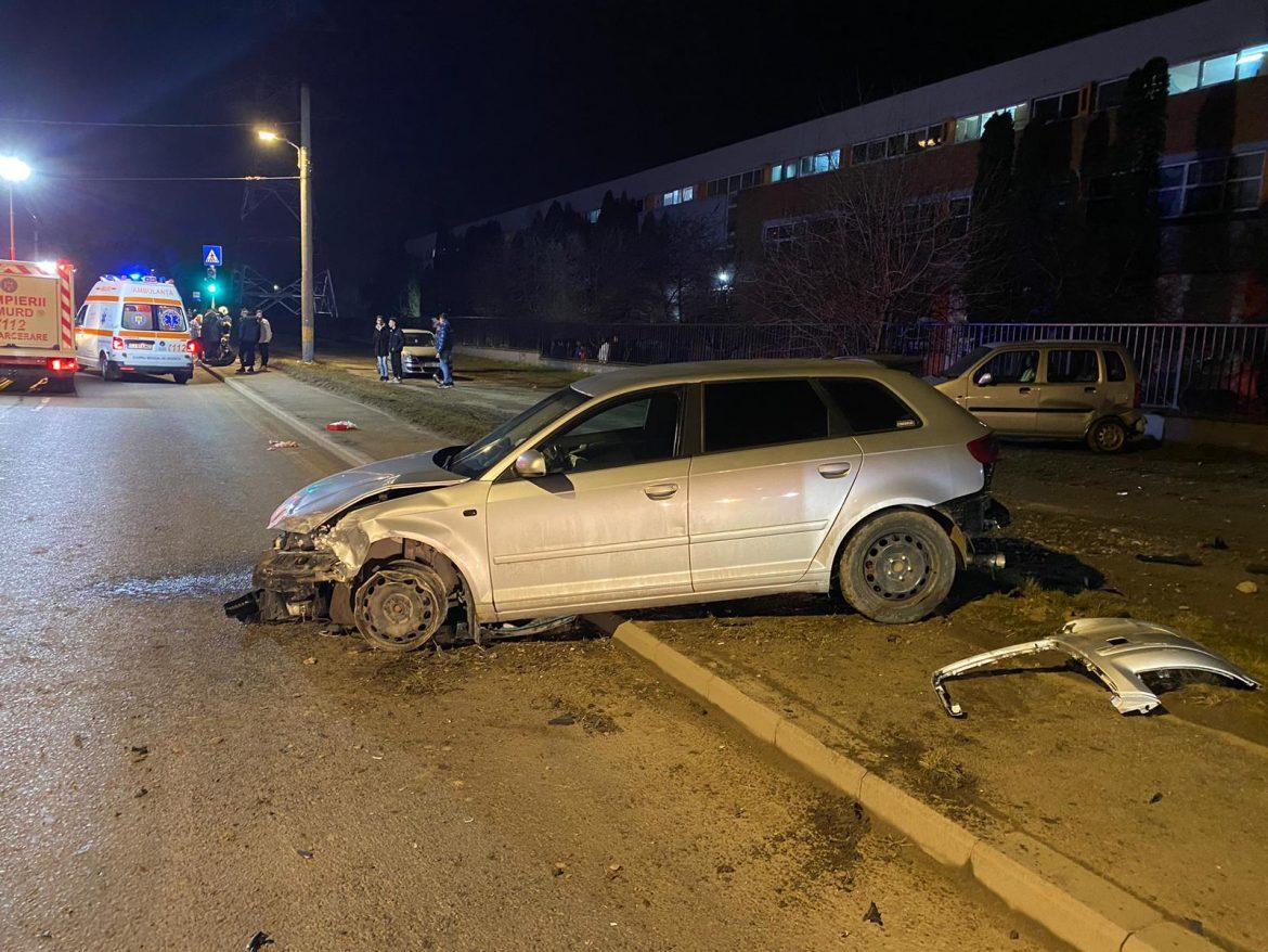 Un accident rutier s-a produs noaptea trecută pe Bulevardul Muncii din Cluj-Napoca