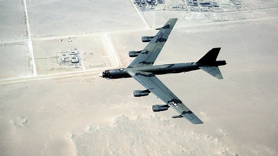 SUA, demonstrație de forță cu bombardiere B-52, la granița cu Rusia